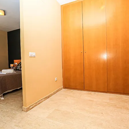 Casa Paul Cezane Only Families Holiday home